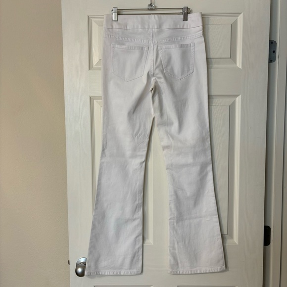 Tribal Jeans Flare Pull-On Women’s White Size 4 - Picture 2 of 15